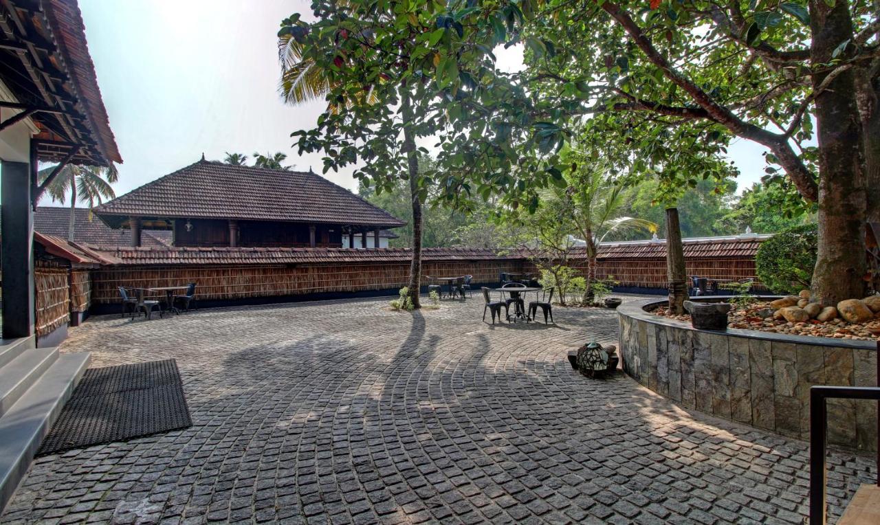 Treebo Tryst Travancore Palace Cherthala Alappuzha Eksteriør billede